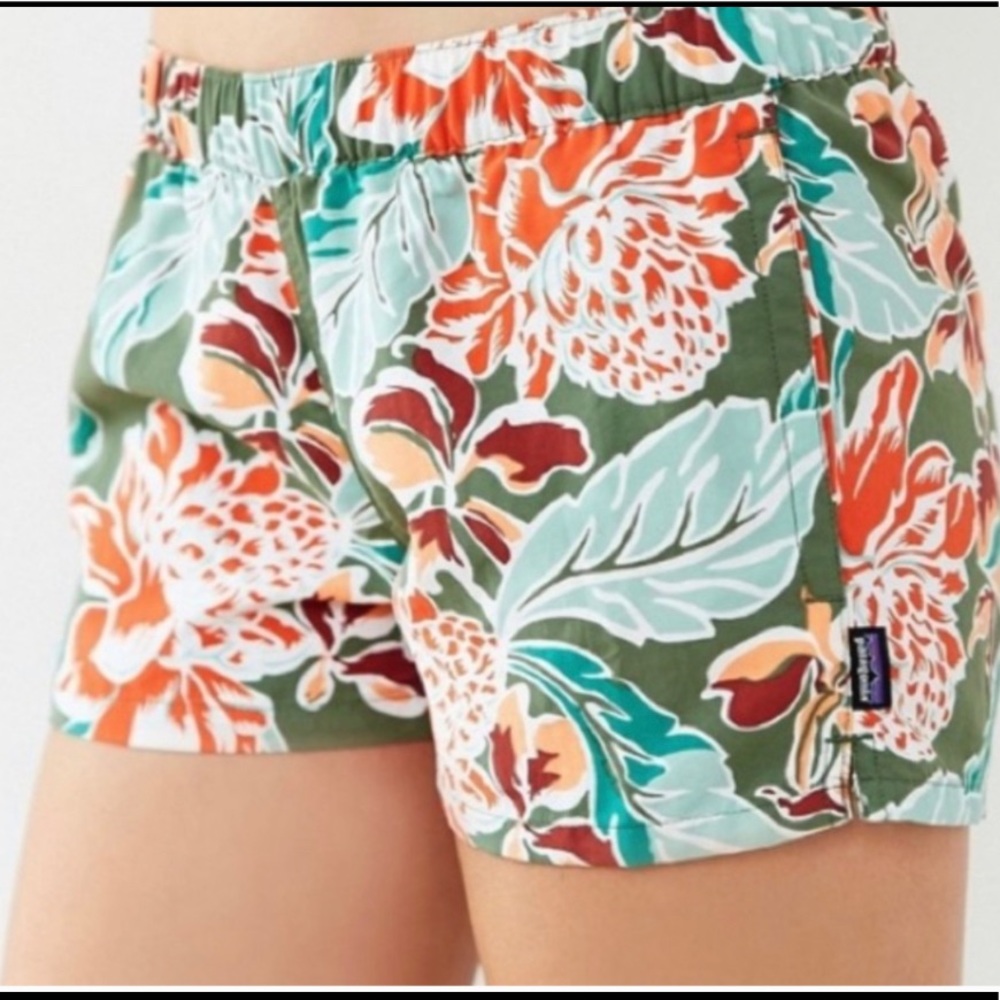 Patagonia floral tropical baggies athletic shorts